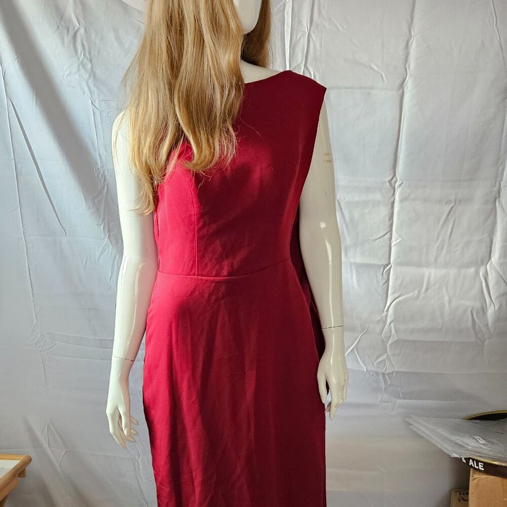Elegant Chiclody Red Dress w/Cape - Size 8 (Med) - NWT